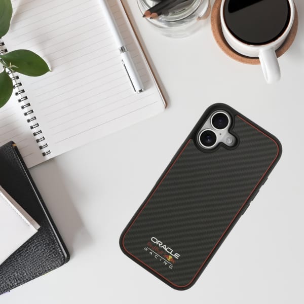 Etui Red Bull Kevlar Logo Matt MagSafe   do iPhone 17 czarny