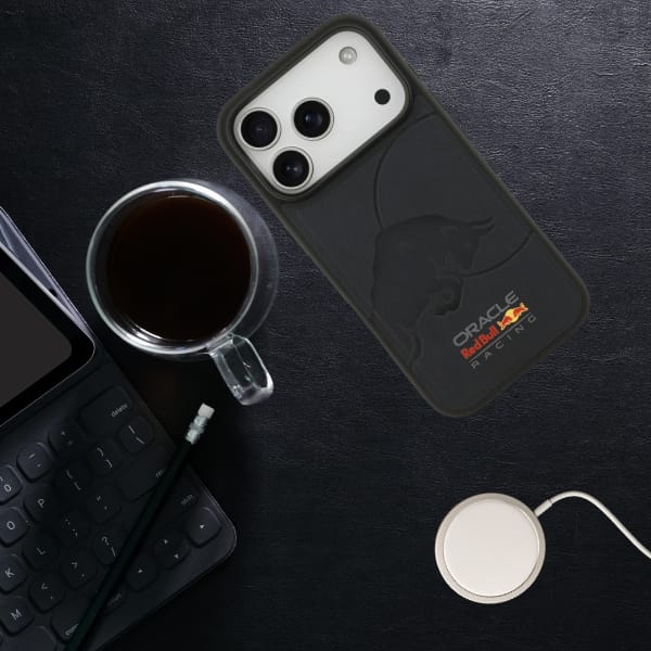 Etui Red Bull Meshed Debossed Bull       MagSafe do iPhone 17 Pro granatowy