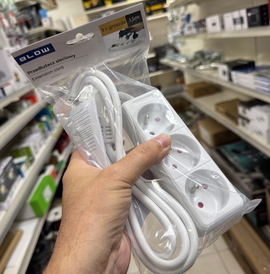 Przedłużacz sieciowy PR-370P 3-Gniazda z uziemieniem 3m biały 3x1,5mm