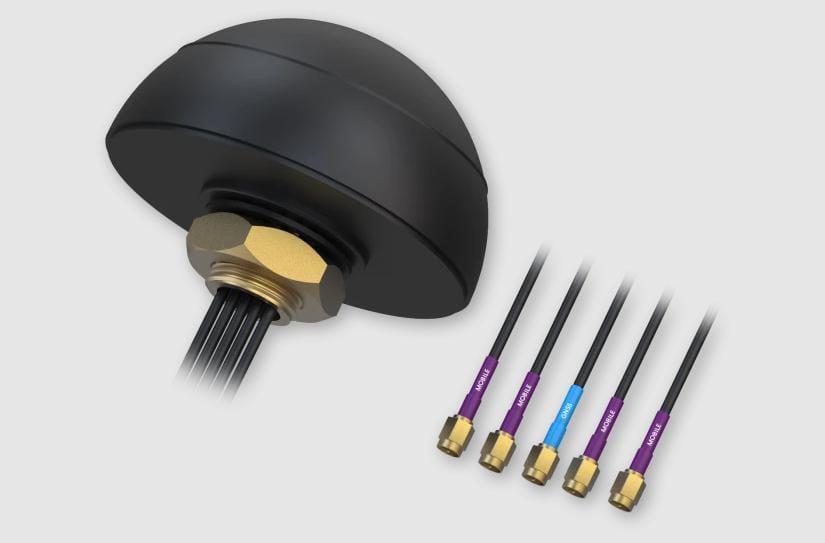 Teltonika COMBO QUAD MOBILE/GNSS roof SMA antenna