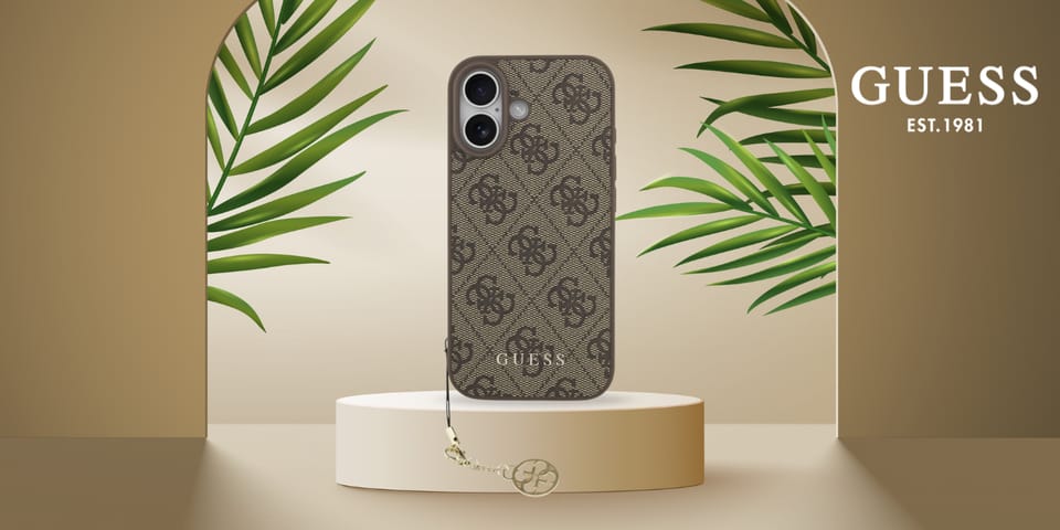 Etui Guess 4G Charms Collection MagSafe  do iPhone 17 brązowy