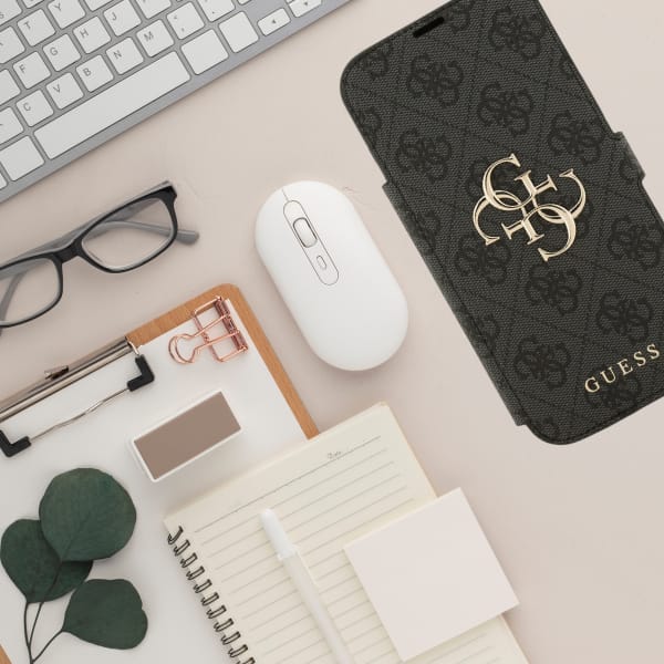 Etui Guess Book 4G Metal Logo do iPhone 17 Pro Max czarny