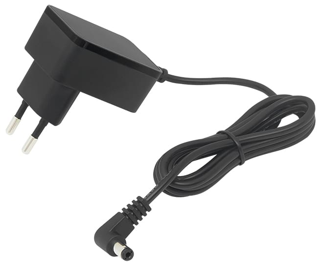 Zasilacz impulsowy 12V/2000mA 2,1/5,5 (+)