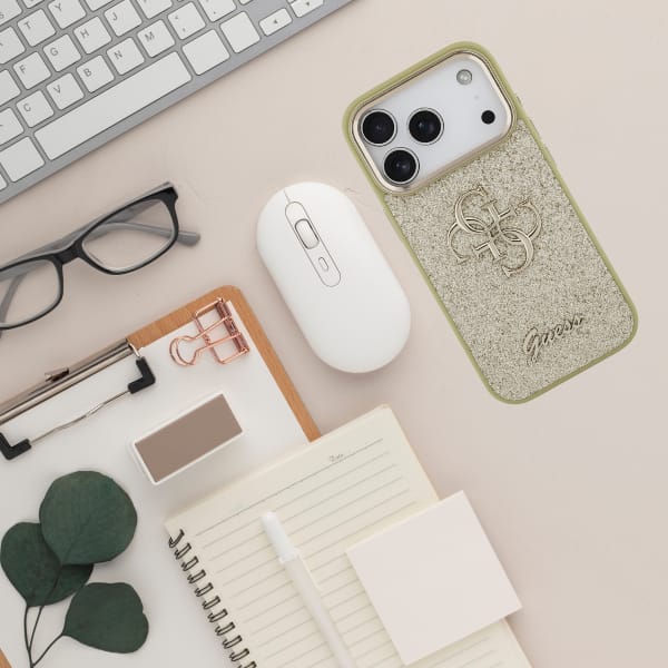 Etui Guess Fixed Glitter Big 4G Metal    Frame do iPhone 17 Pro złoty