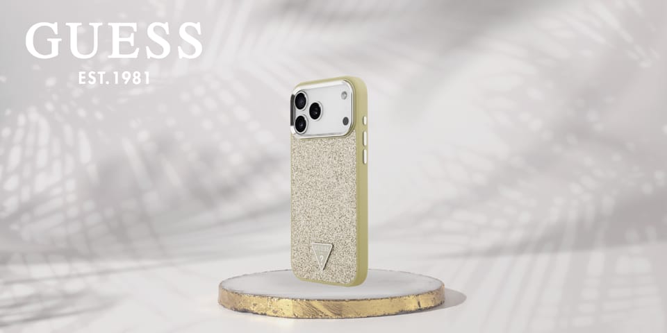 Etui Guess Glitter Triangle Logo MagSafe do iPhone 17 Pro Max złoty