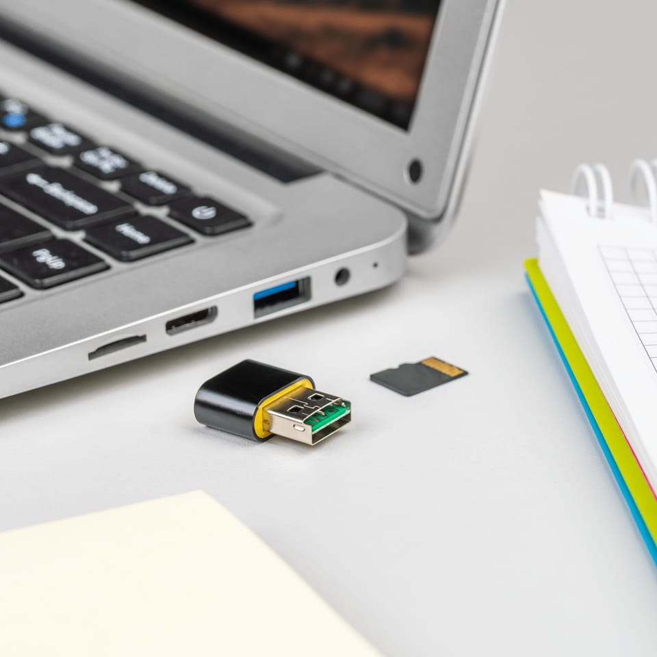 Czytnik kart microSD Rebel R60 mini na USB