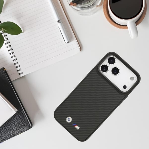 Etui BMW M Kevlar Matt MagSafe do iPhone 17 Pro Max czarny