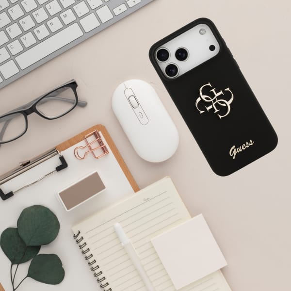 Etui Guess Silicone Big 4G Script do     iPhone 17 Pro Max czarny