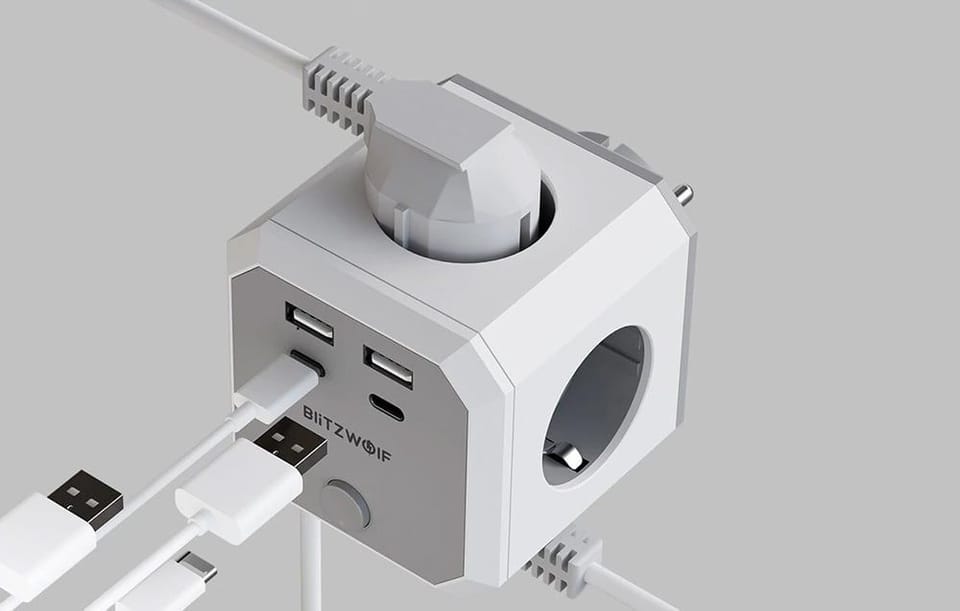 Kostka zasilająca BlitzWolf BW-EC2 8-in-1 (4xAC / 2 x USB-A / 2 x USB-C)