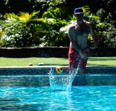 Waboba ZAG odbija się od wody