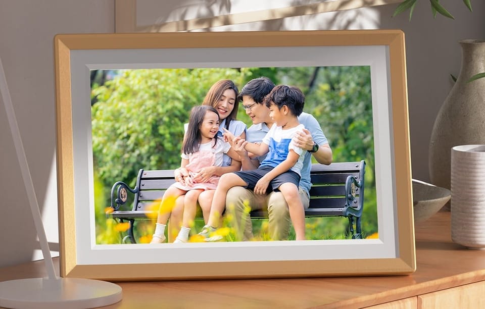 Cyfrowa ramka na zdjęcia Arzopa D10 (złota) 10.1"