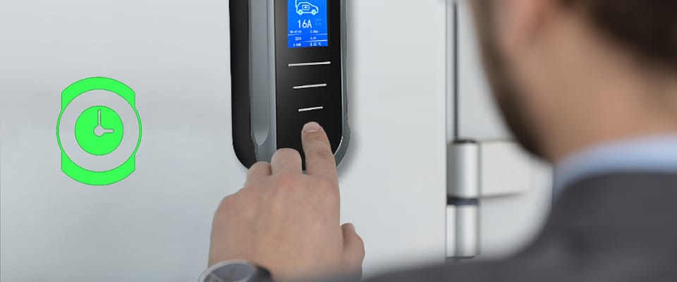 Qoltec Mobilna ładowarka do samochodu elektrycznego EV z regulacją 2w1 Typ2 | 11kW | 400V | Wi-fi | LCD | Przenośna | Wallbox | 5m