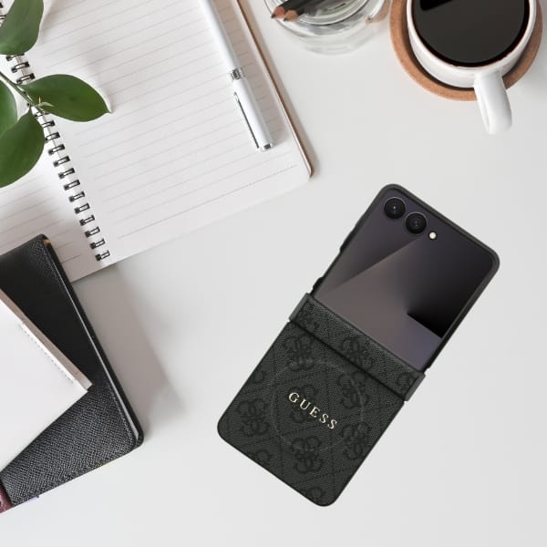 Etui Guess 4G Classic MagSafe do Samsung Galaxy Z Flip7 czarny