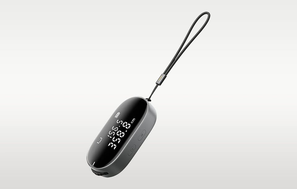 Miara elektroniczna MOVA ze smyczą i wyświetlaczem na szarym tle