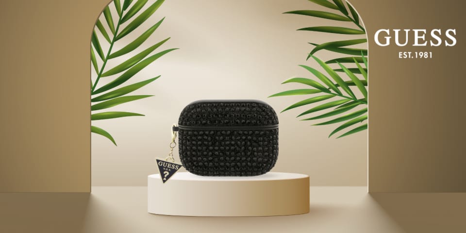 Etui Guess Rhinestone Triangle Charm do  AirPods Pro 3 czarny