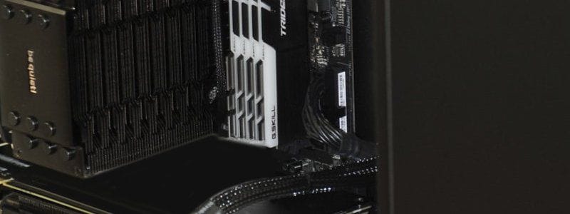 KOMPUTER NTT GAME W310i5-P43