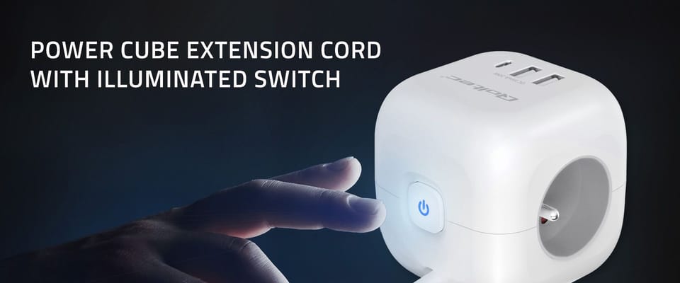 Qoltec Kostka zasilająca przedłużacz 6w1 z podświetlanym włącznikiem | 3x AC | 2x USB | 1x USB-C PD 20W | Biała | Kabel 2m