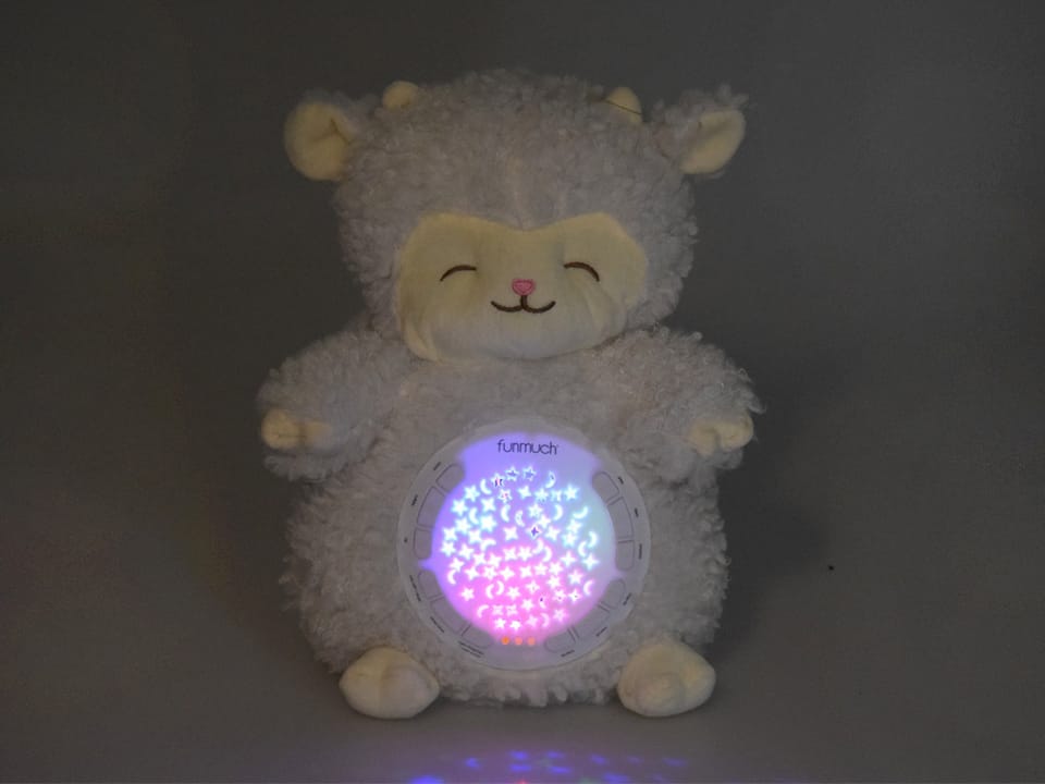 Projektor gwiazd Mięciutka OWIECZKA - 20 różnych kołysanek + dźwięki ZA5750