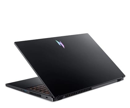 Notebook Acer Nitro V 15 ANV15-42 15.6"FHD/Ryzen 7 7445HS/16GB DDR5/512GB PCIe SSD/RTX 3050/DOS