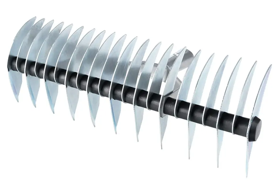 Wertykulator ogrodowy.