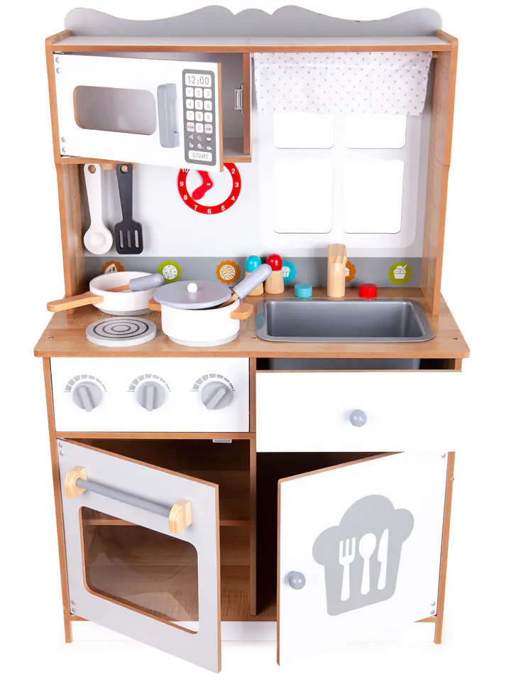 Scandinavian wooden kitchen + Ecotoys accessories